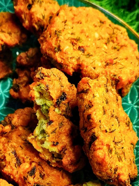 dal vada featured image