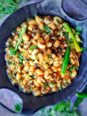 Lobia Masala Recipe Featured Image (Black Eyed Peas Curry)