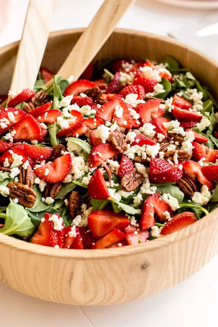 13. Strawberry Pecan Salad by Paper & Stitch Blog is Summertime in a bowl!
