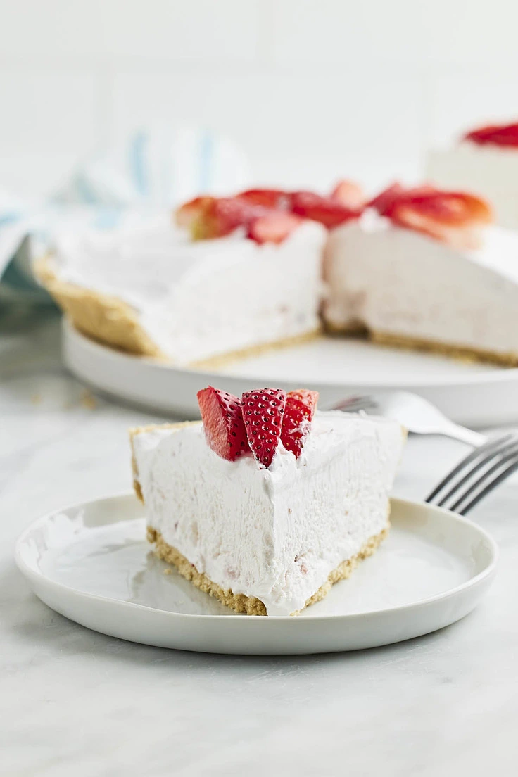 13. No-Bake Strawberry Yogurt Pie by Cheerful Cook
