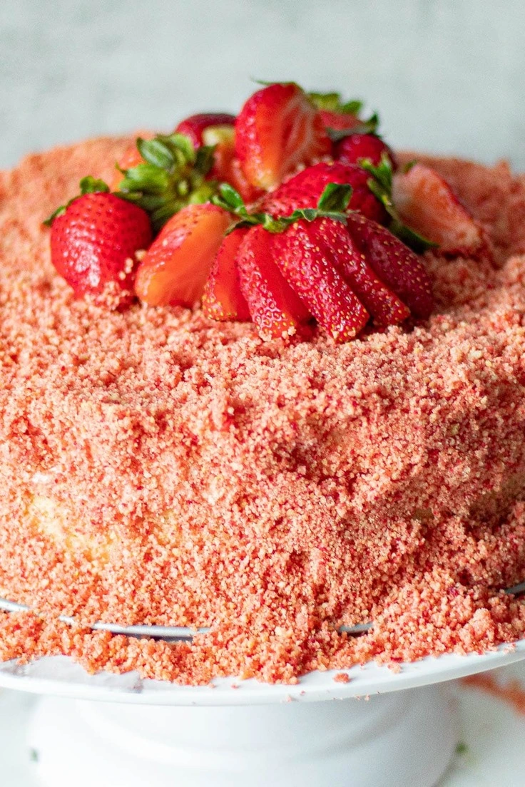 14. No-Bake Strawberry Crunch Cheesecake by Renee Today
