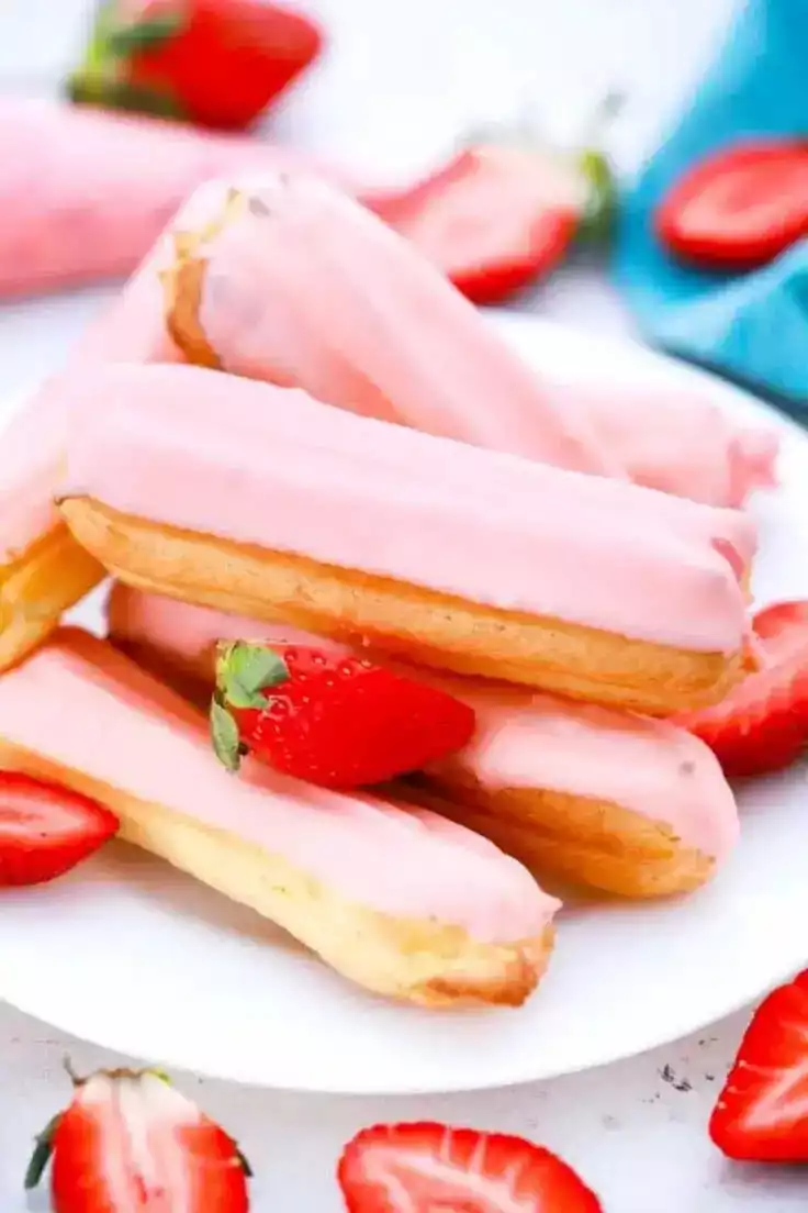 20. Easy Strawberry Eclairs Sweet and Savory Meals Dessert Recipes
