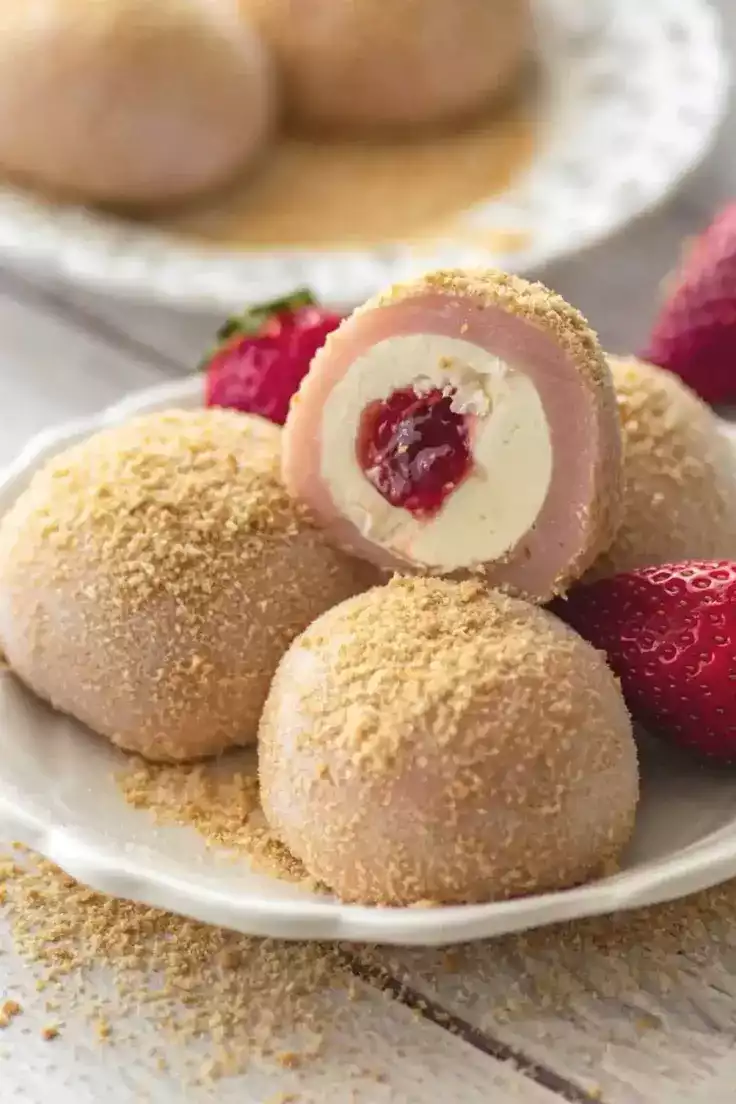 28. Strawberry Cheesecake Mochi by Sugar Yums
