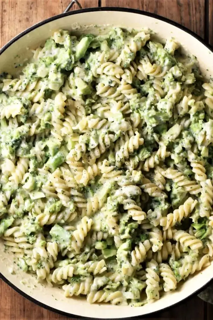 7. Creamy Broccoli Pasta by Everyday Healthy Recipe
