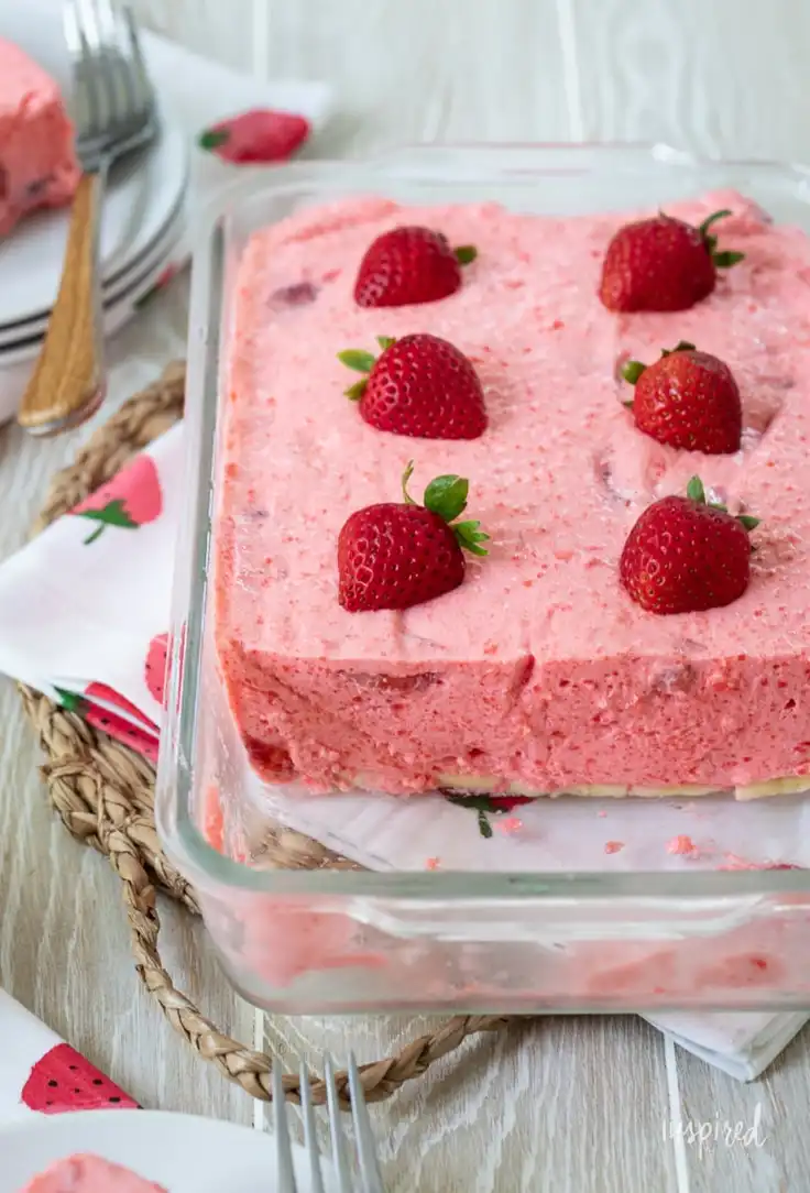 8. Strawberry Jello Salad Dessert 