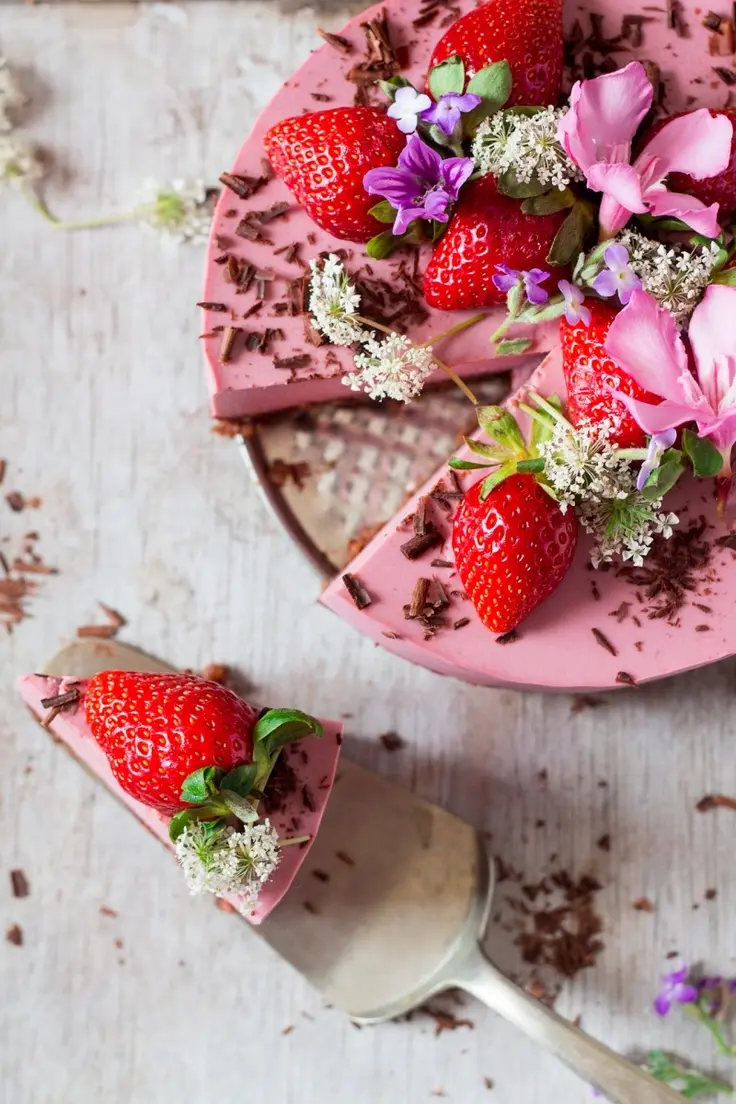 8. Vegan strawberry cheesecake (oil-free) by Lazy Cat Kitchen
