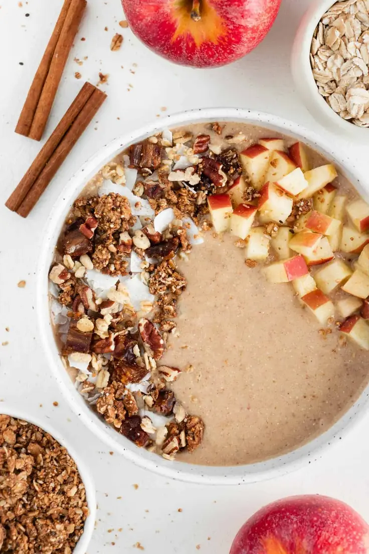 9. Apple Pie Smoothie Bowl by Purely Kaylie
