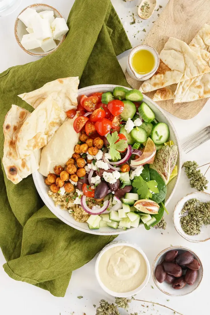 Easy Dinner Meal Prep Ideas - Vegetarian Hummus Bowl by Gathering Dreams
