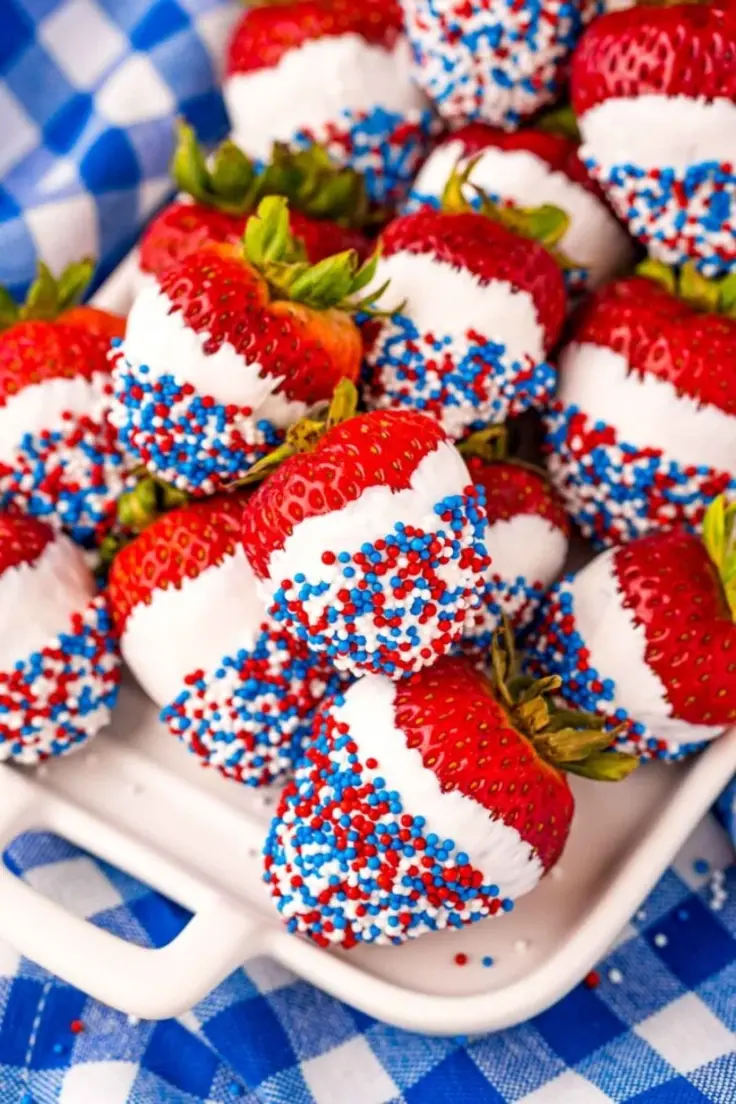 4.Memorial Day Desserts Chocolate Covered Strawberries by Play Party Plan
