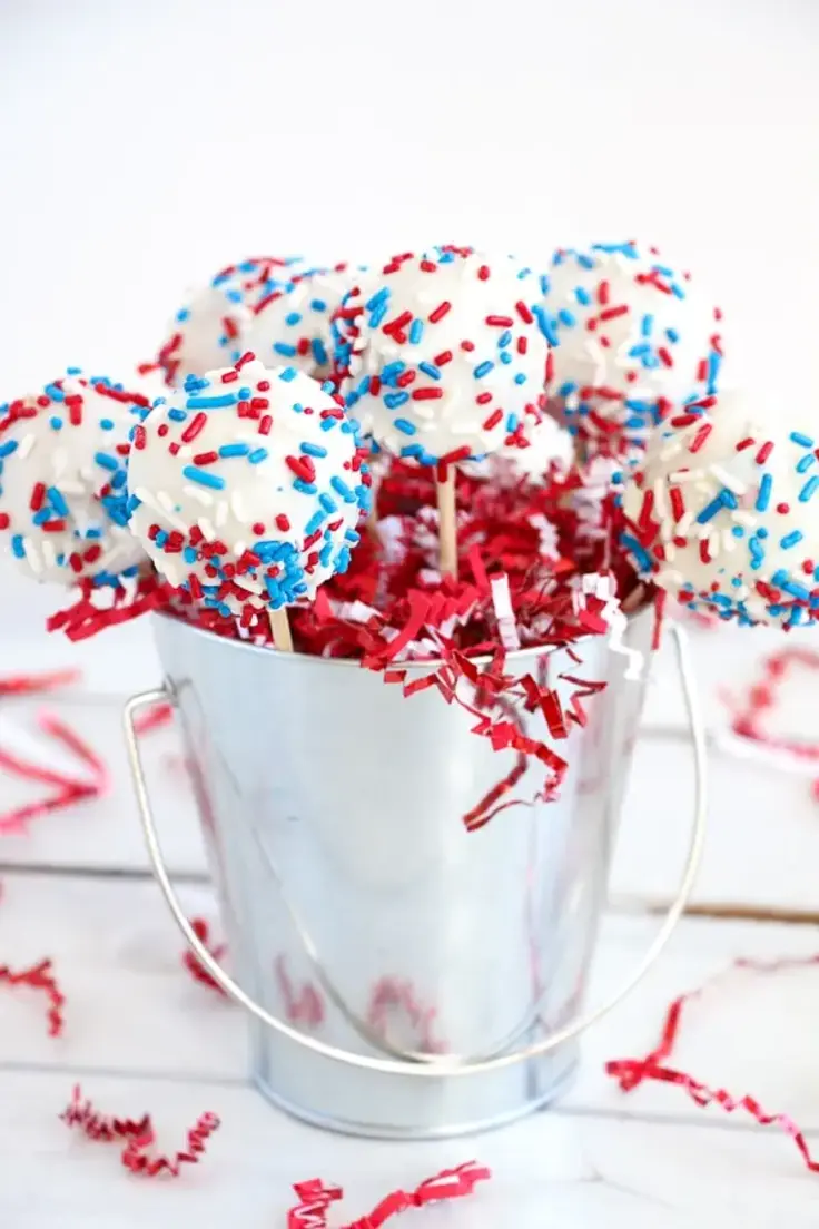 5. Memorial Day Desserts Patriotic Cake Pops by Mommy Made That

