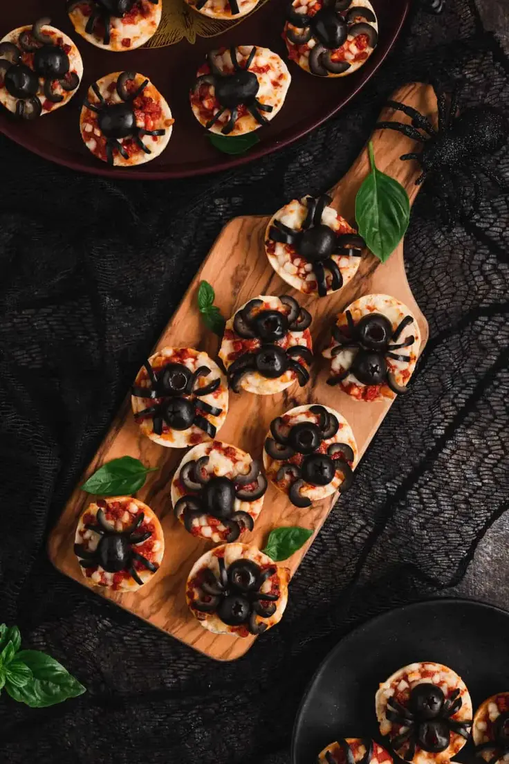 Mini Spider Pizza Halloween Recipe by Foxes Love Lemon
