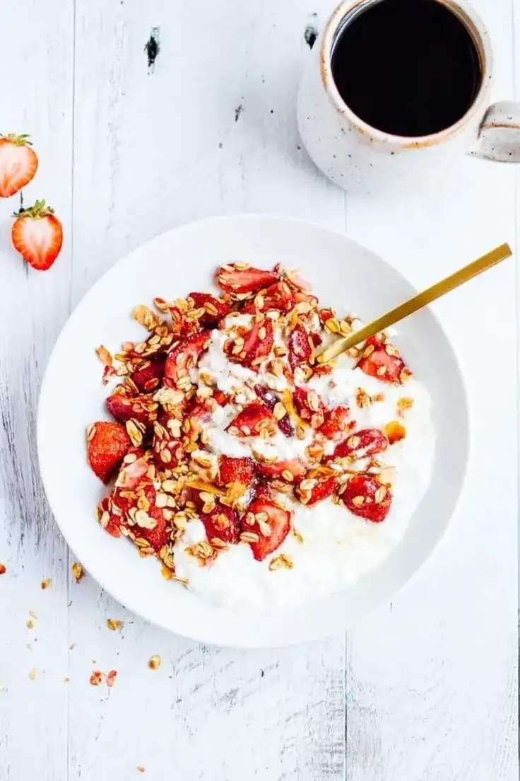 Roasted Strawberry Cottage Cheese Bowl Recipe by Eating Bird Food
