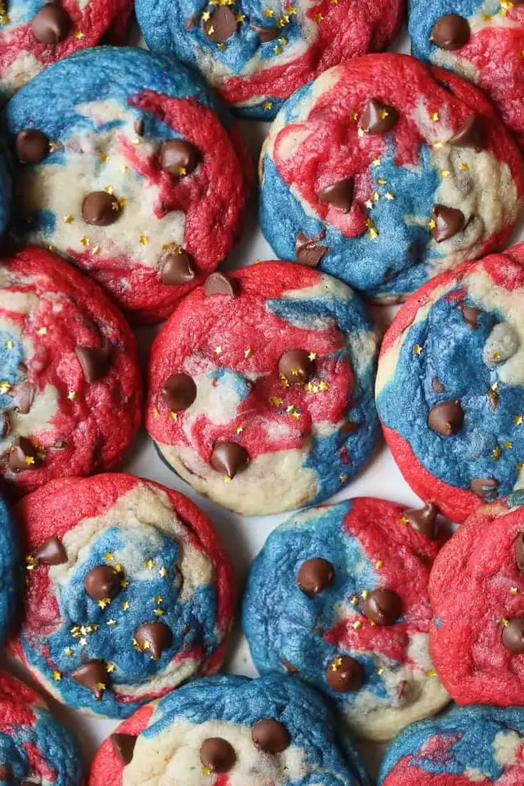 Patriotic Chocolate Chip Cookies Recipe by Cookies and Cups
