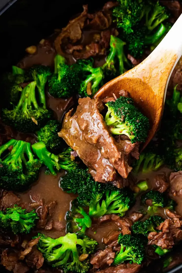 Crockpot Beef and Broccoli Recipe by I Heart Nap Time
