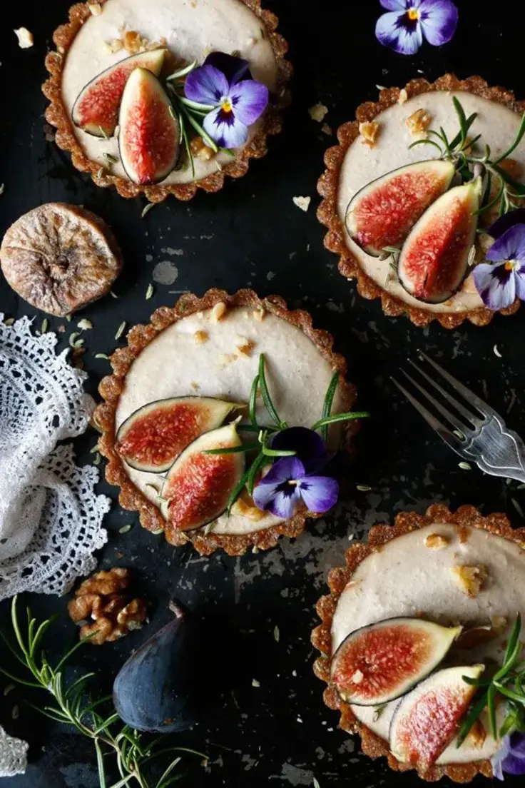 Raw Fig Walnut Cardamom Tarts (grain-free & vegan) Recipe by Nirvana Cakery
