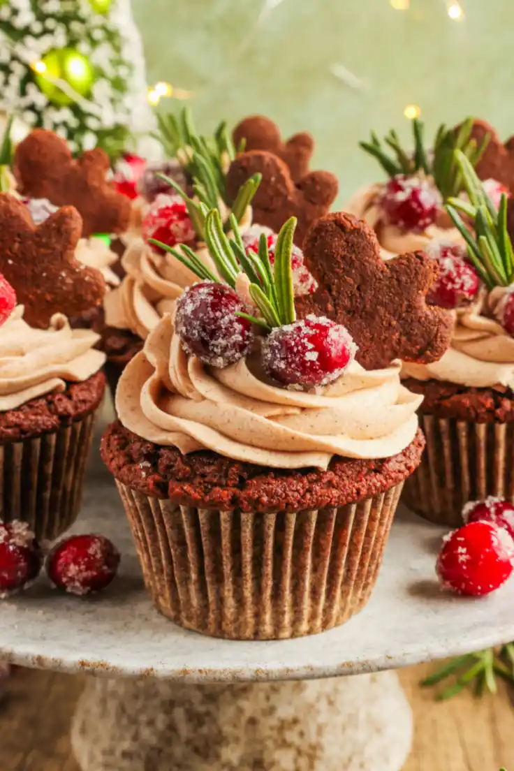 Gingerbread Cupcakes with Cinnamon Cream Cheese Frosting Recipe by Colorful SuperFoodie
