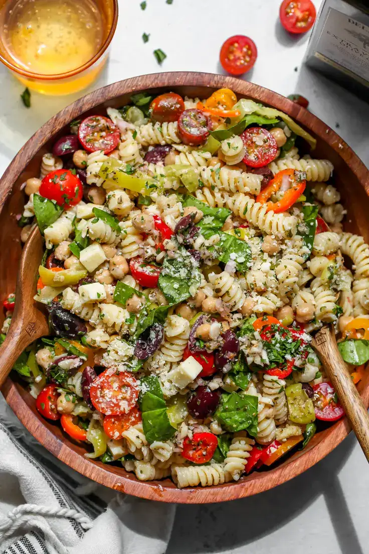 Italian Pasta Salad (Vegetarian) Recipe by Dishing Out Health
