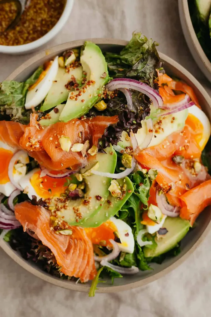 Smoked Salmon Salad Recipe by Creme De La Crumb
