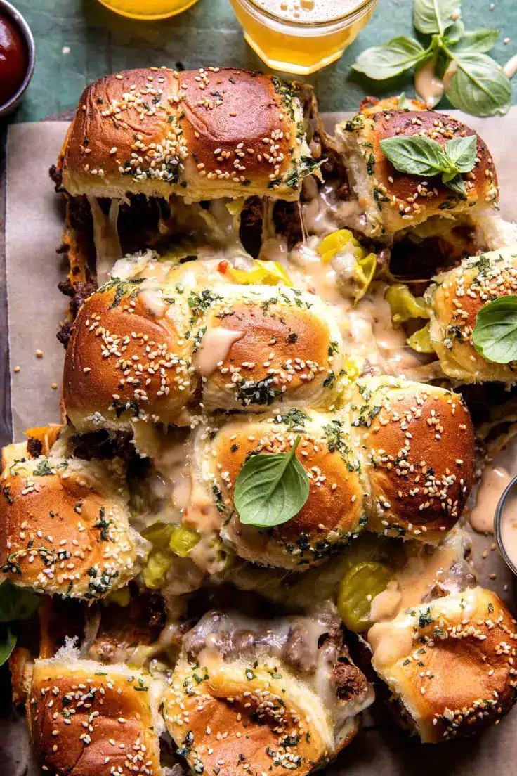 Pull Apart Cheeseburger Sliders
